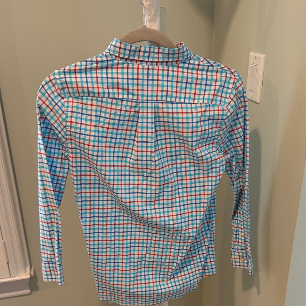 Vineyard Vines Boys On The Go Performance Shirt - Picture 3 of 5